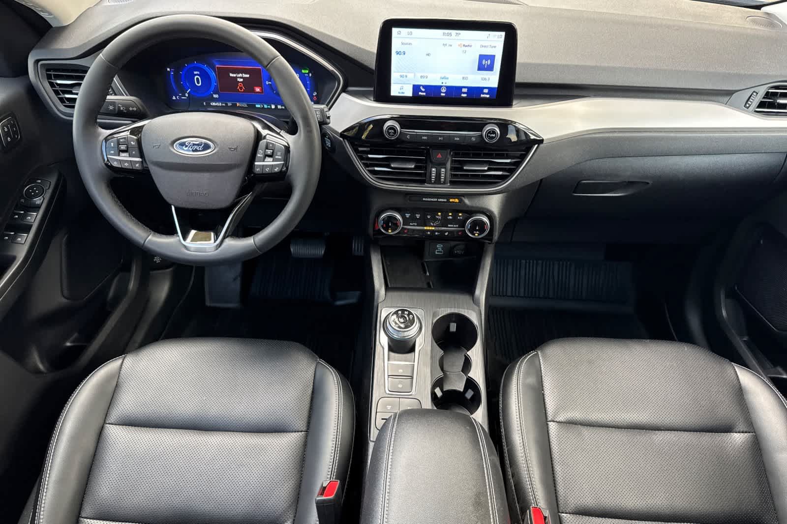 Certified 2022 Ford Escape SEL w/ Technology Package FWD image 3