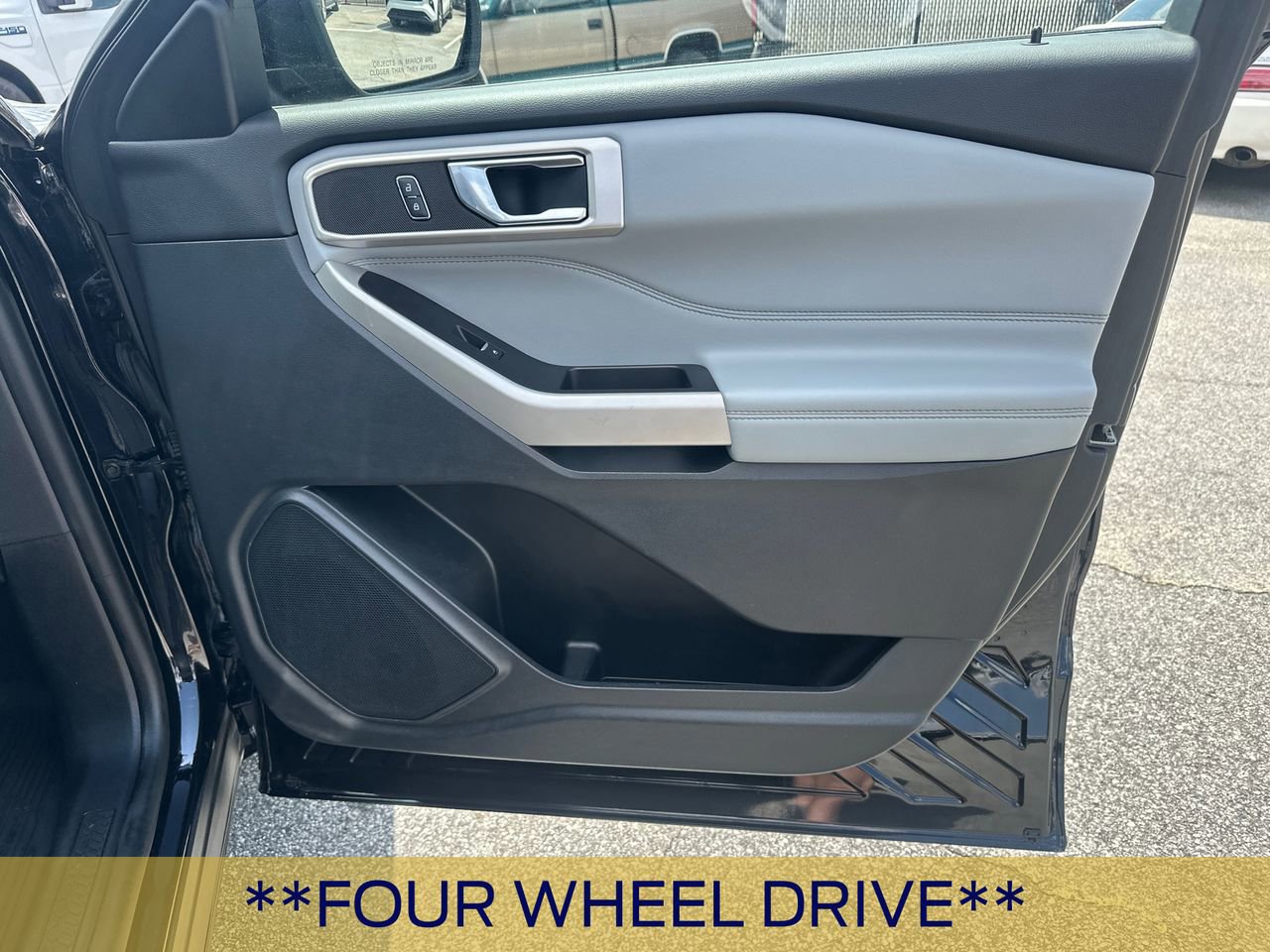 Certified 2022 Ford Explorer XLT w/ Equipment Group 202A image 16