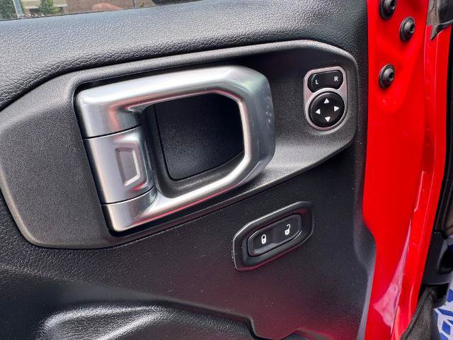 Used 2020 Jeep Gladiator Sport w/ Quick Order Package 24S AWD/4WD image 18