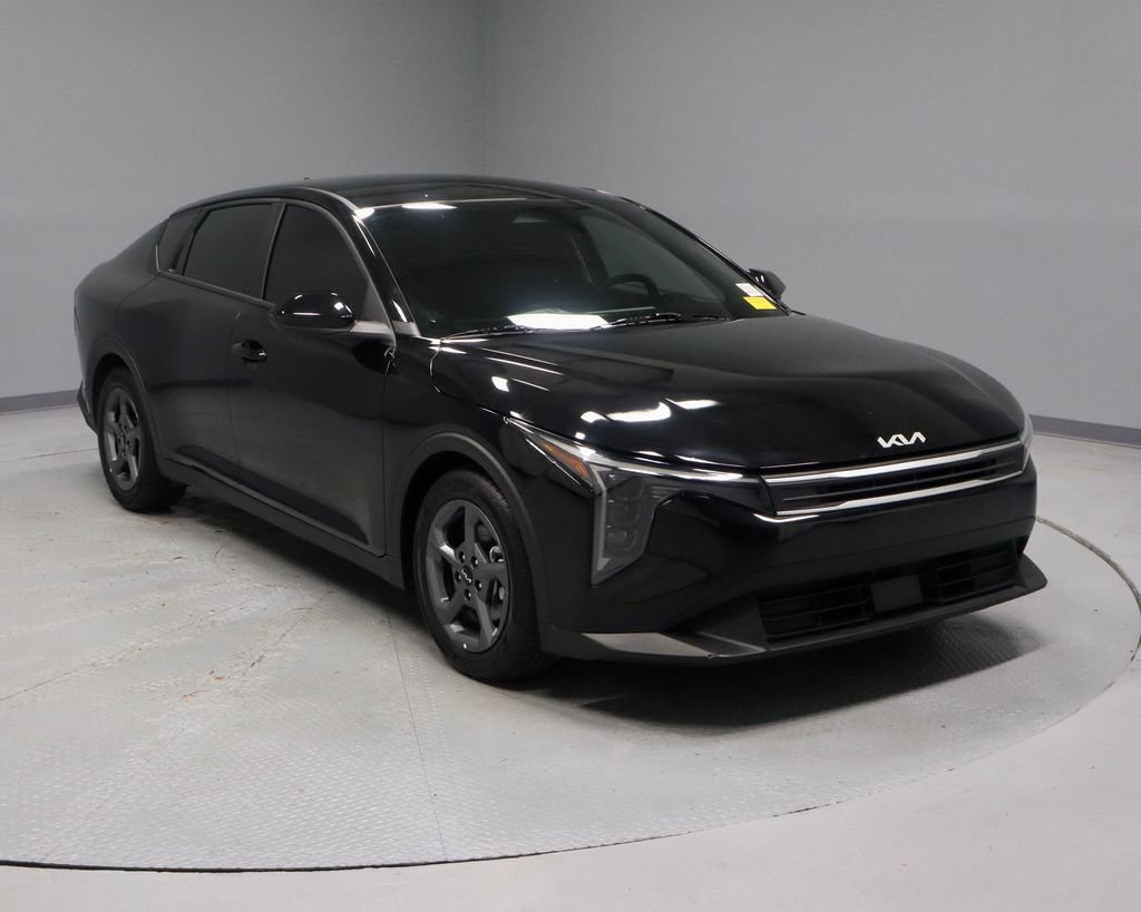 Used 2025 Kia K4