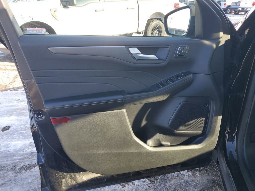 Certified 2023 Ford Escape Active w/ Tech Pack #2 image 15