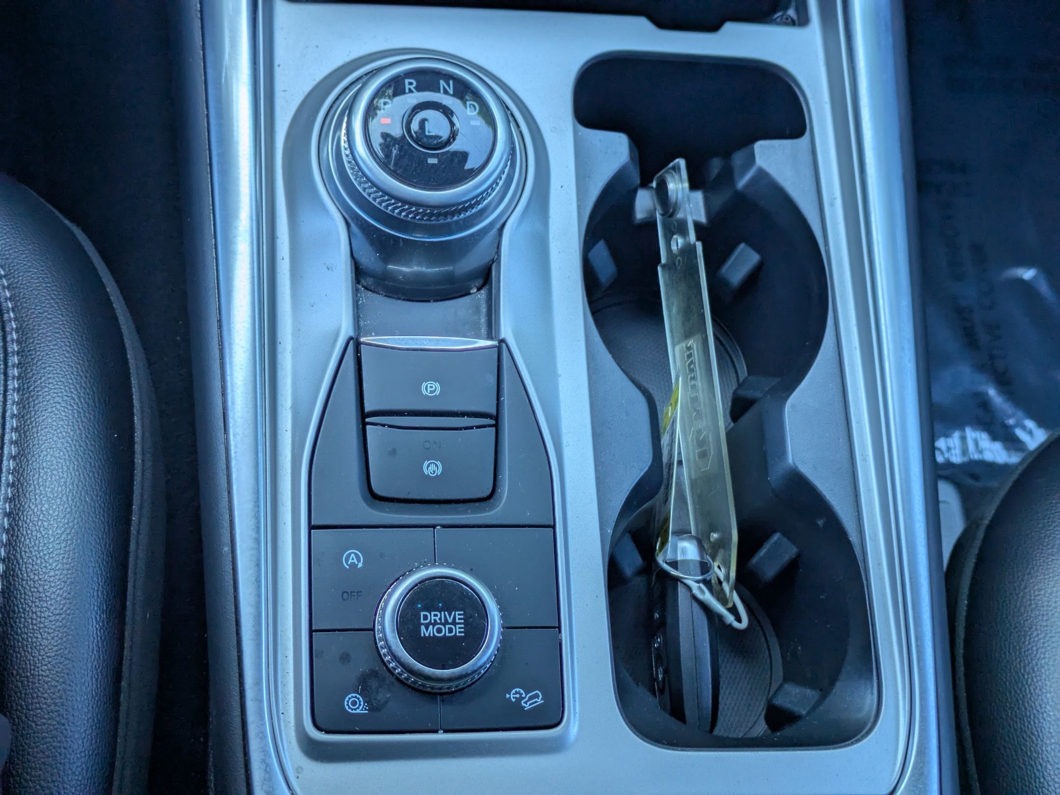 Certified 2024 Ford Explorer Limited w/ Limited Technology Package AWD/4WD image 24