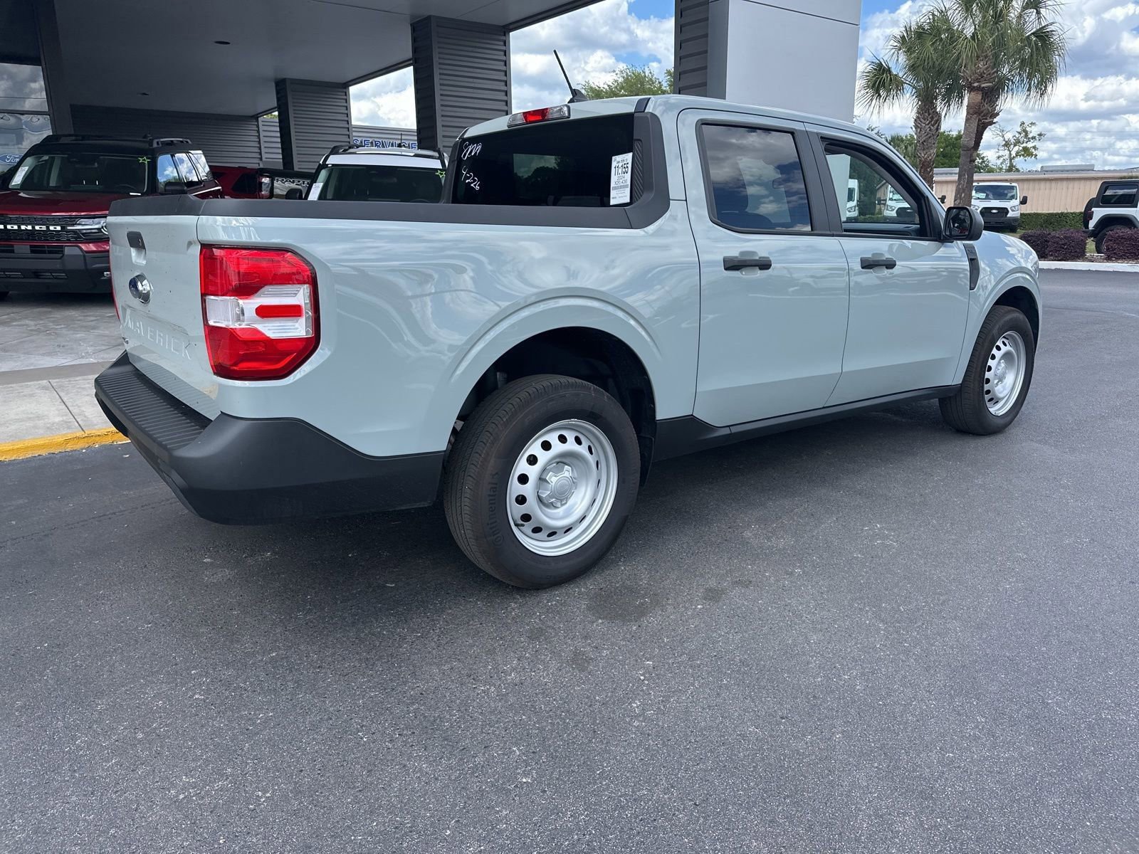 Certified 2024 Ford Maverick XL image 3