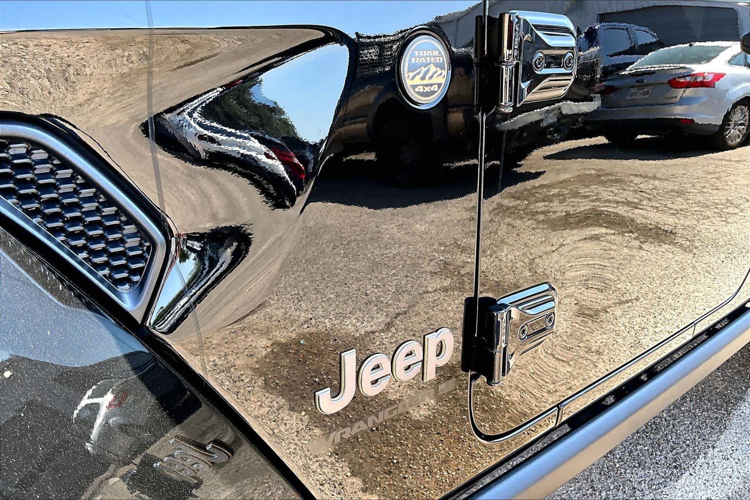 Used 2024 Jeep Wrangler Unlimited Rubicon 392 AWD/4WD image 30