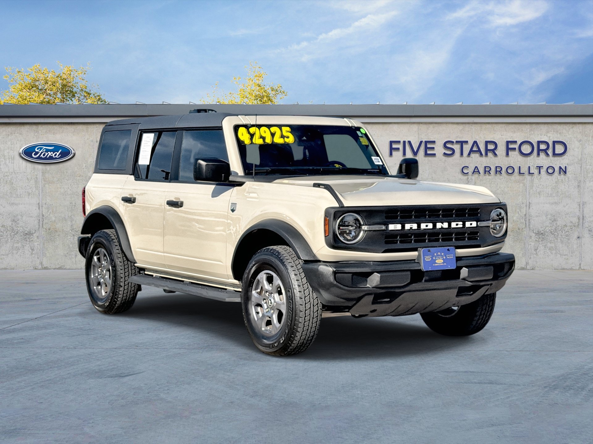 Certified 2025 Ford Bronco Big Bend AWD/4WD image 1