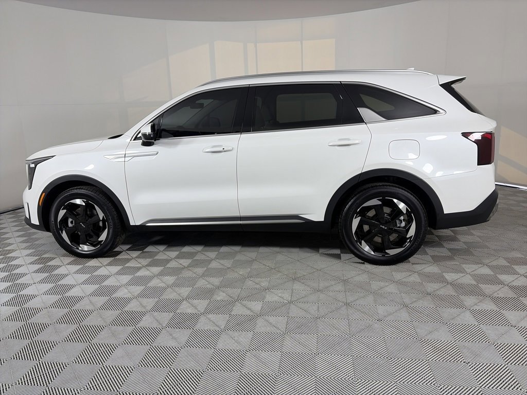Used 2025 Kia Sorento EX image 2