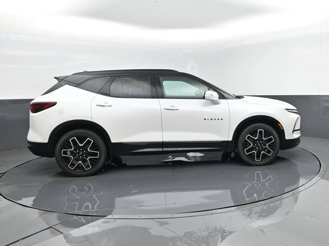 Used 2023 Chevrolet Blazer RS AWD/4WD image 4