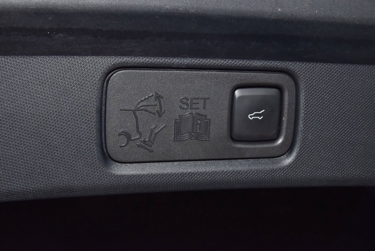 Certified 2022 Ford Mustang Mach-E Premium AWD/4WD image 38