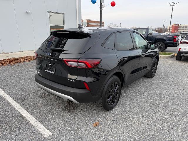 Certified 2025 Ford Escape Active image 4