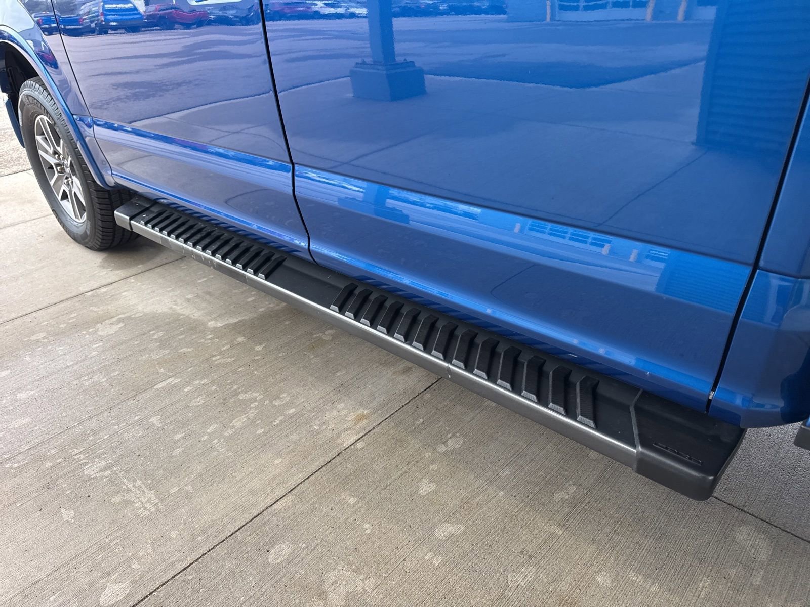 Certified 2017 Ford F150 Lariat w/ Equipment Group 502A Luxury image 19