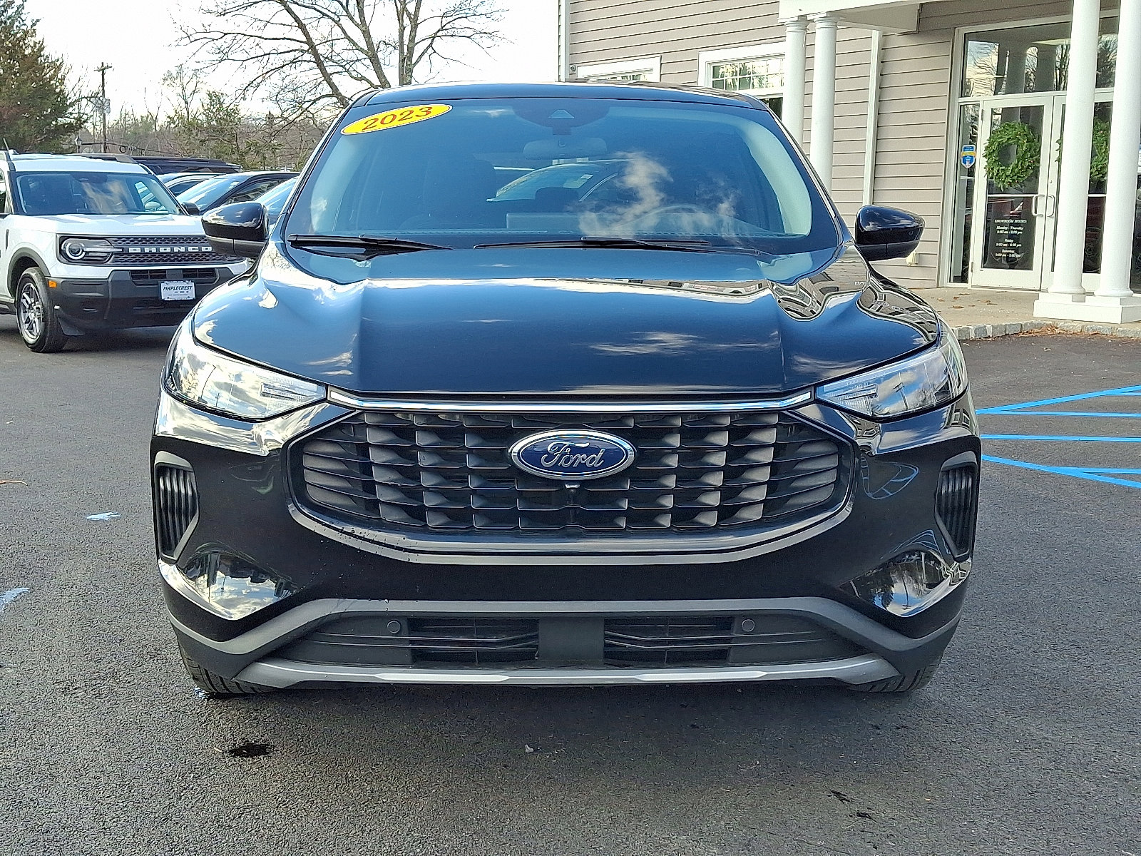 Certified 2023 Ford Escape Active w/ Tech Pack #2 image 2