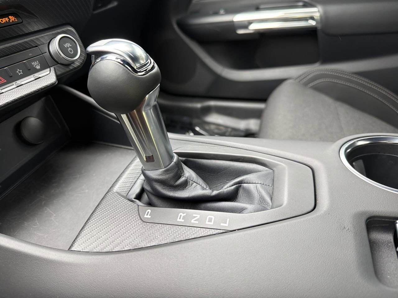 Certified 2025 Ford Mustang Coupe RWD image 22