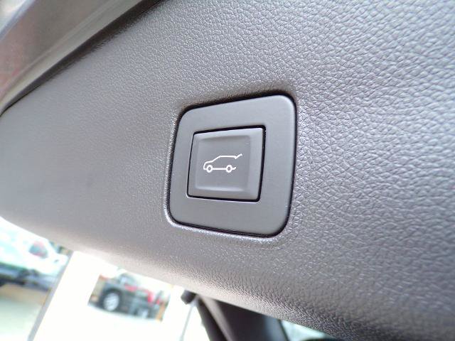Used 2024 Chevrolet TrailBlazer LT w/ Convenience Package AWD/4WD image 13