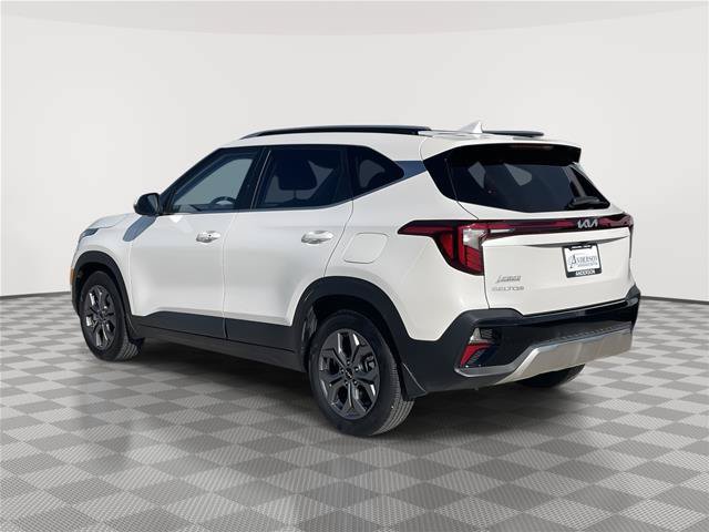 Used 2024 Kia Seltos S AWD/4WD image 9