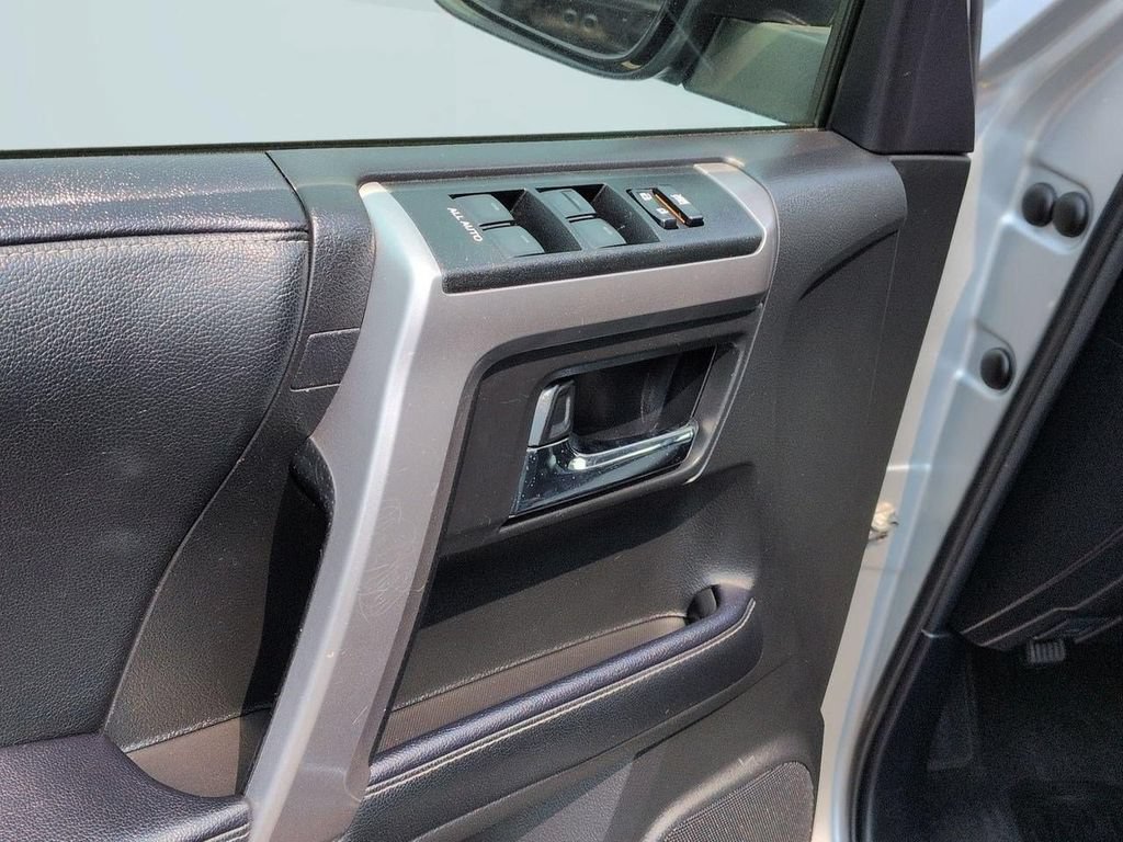 Used 2021 Toyota 4Runner SR5 RWD image 10
