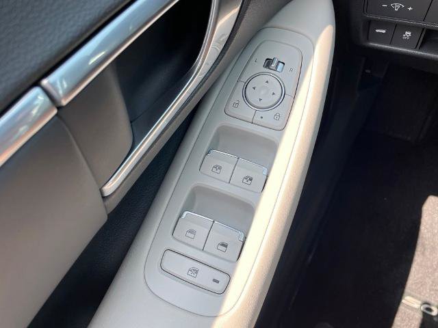 Used 2022 Hyundai Sonata SEL w/ Convenience Package FWD image 25