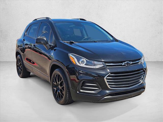 Used 2021 Chevrolet Trax LT w/ Midnight Edition FWD video 3
