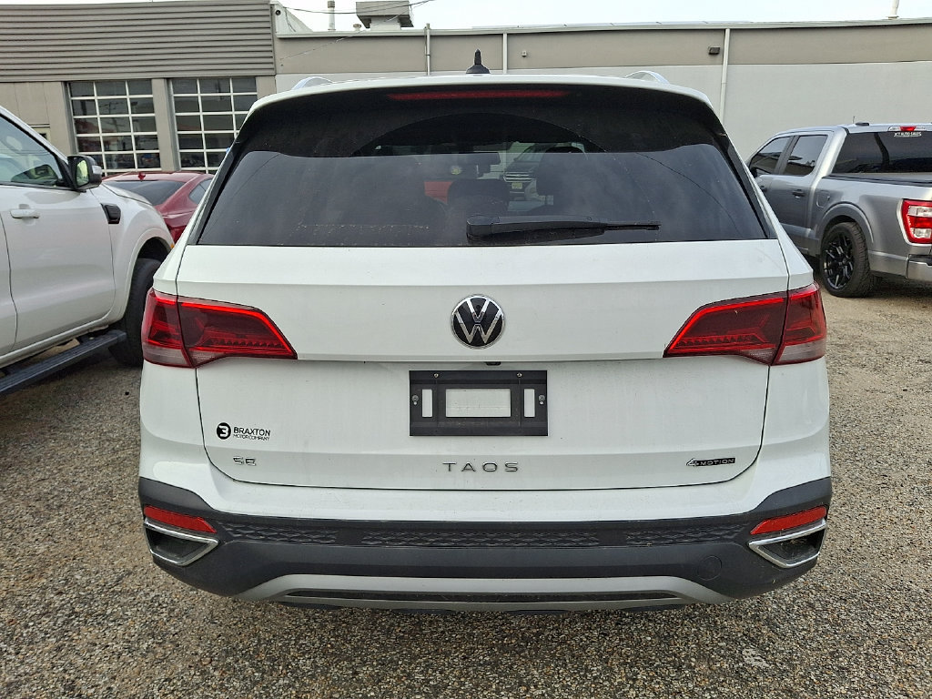 Used 2022 Volkswagen Taos SE AWD/4WD image 5