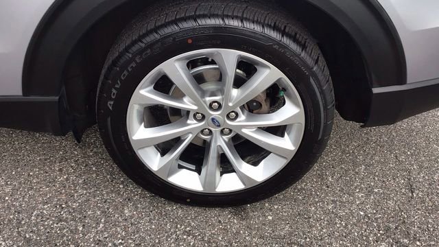 Certified 2021 Ford Explorer Platinum w/ Equipment Group 601A image 12