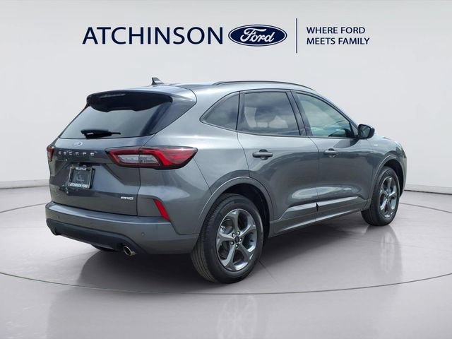 Certified 2024 Ford Escape ST-Line w/ Tech Pack #1 AWD/4WD image 4