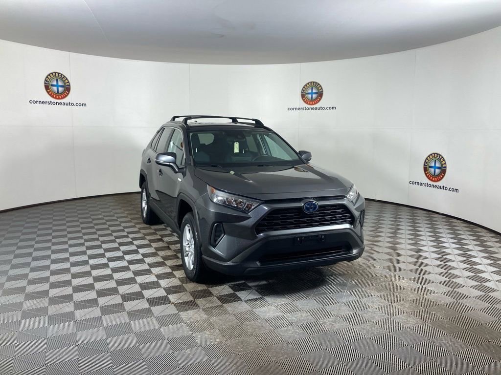 Used 2019 Toyota RAV4 LE w/ Carpet Mat Package AWD/4WD image 19
