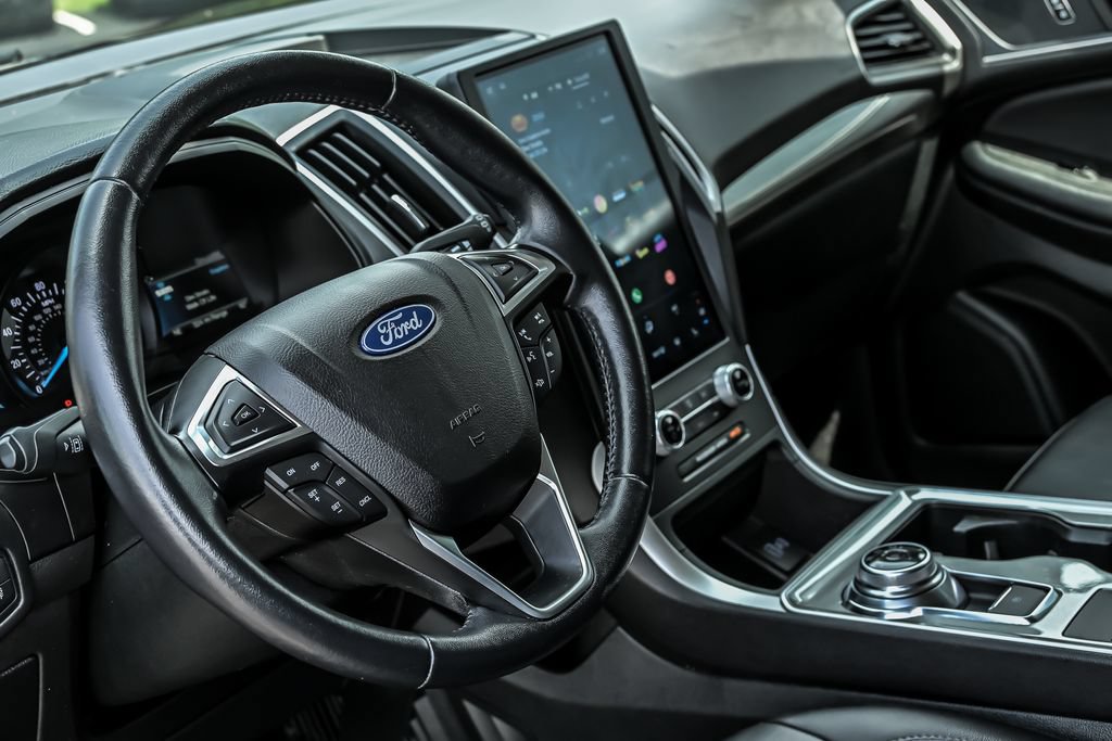 Certified 2023 Ford Edge SEL w/ Convenience Package AWD/4WD image 16