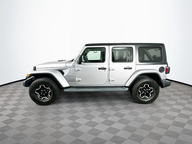 Used 2019 Jeep Wrangler Unlimited Sahara w/ Cold Weather Group AWD/4WD image 8
