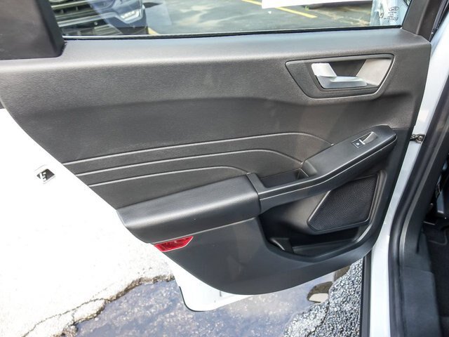 Certified 2025 Ford Escape Platinum AWD/4WD image 27