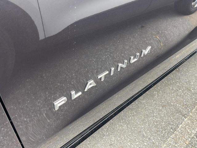 Certified 2025 Ford Expedition Max Platinum image 5