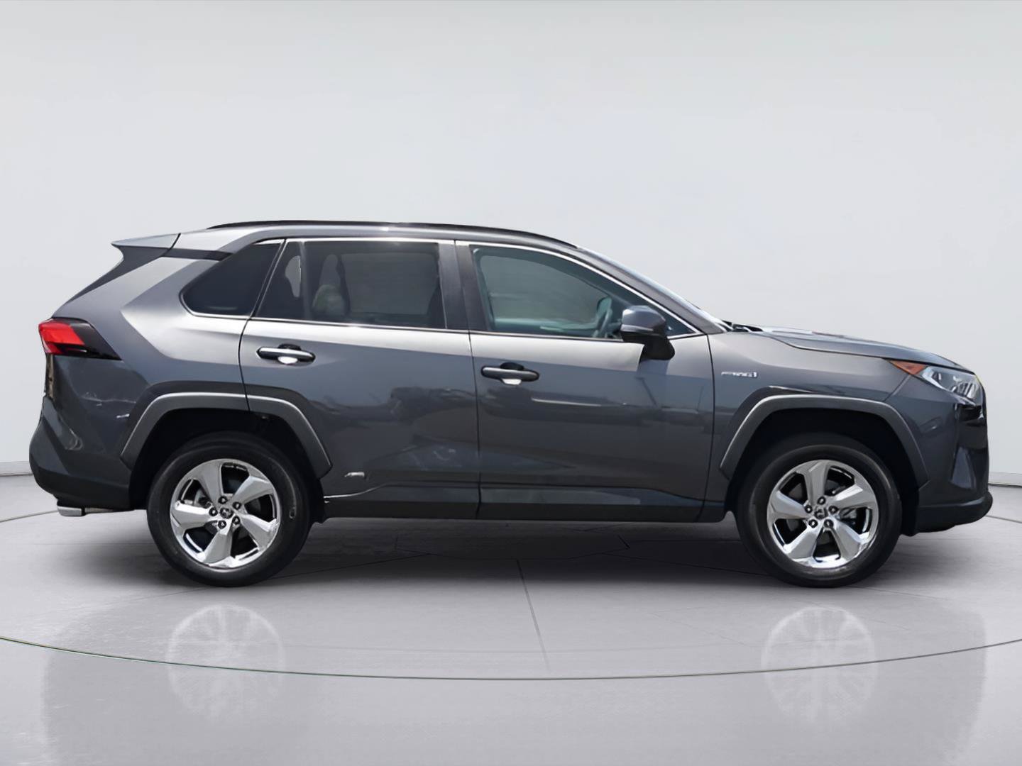 Used 2021 Toyota RAV4 XLE Premium AWD/4WD image 5