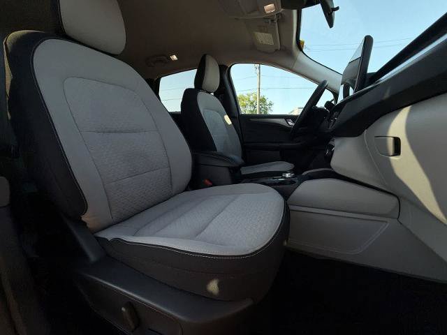 Certified 2023 Ford Escape Active AWD/4WD image 21