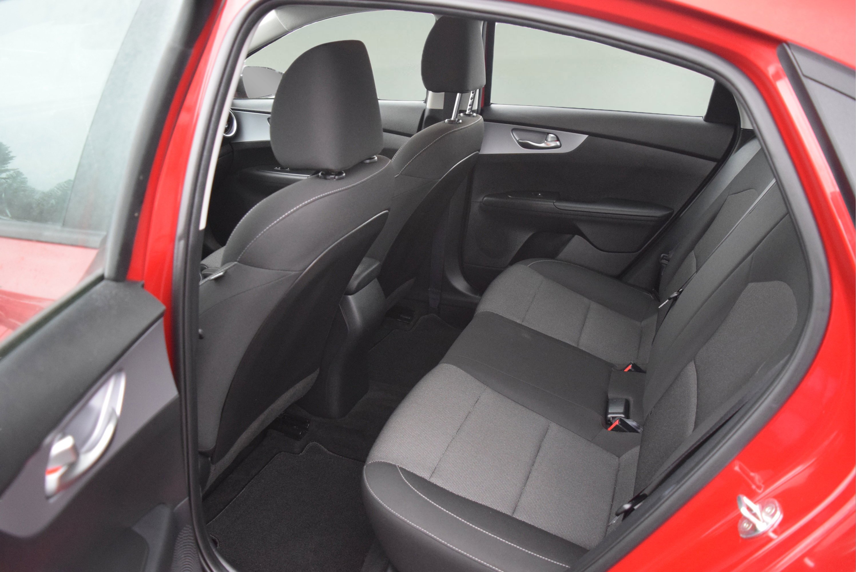 Used 2022 Kia Forte LXS w/ LXS Technology Package image 7