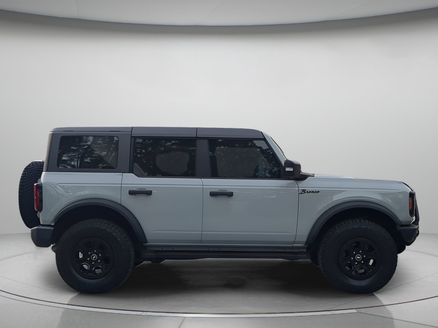 Certified 2023 Ford Bronco Wildtrak AWD/4WD image 39