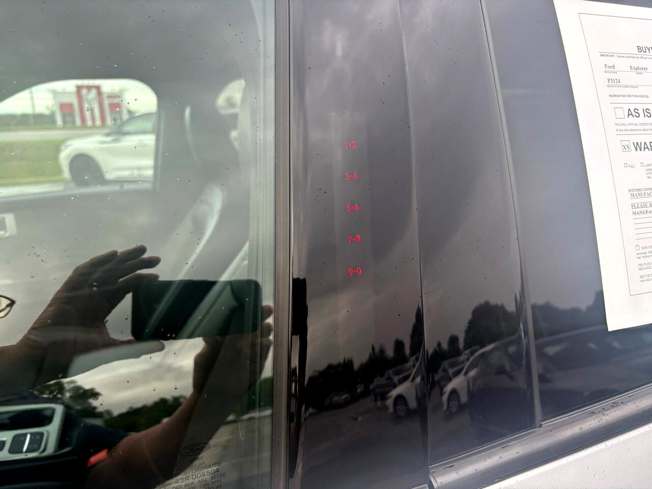 Certified 2023 Ford Explorer ST-Line w/ Class IV Trailer Tow Package image 11