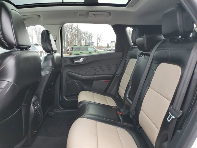 Certified 2021 Ford Escape Titanium w/ Titanium Elite Package AWD/4WD image 35