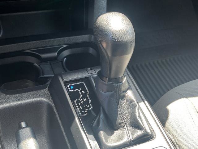 Used 2023 Toyota Tacoma SR AWD/4WD image 14
