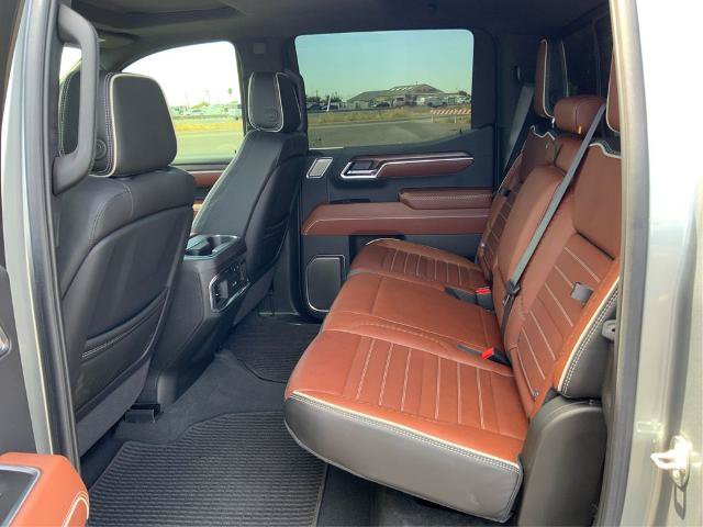 Used 2025 GMC Sierra 1500 Denali Ultimate AWD/4WD image 10