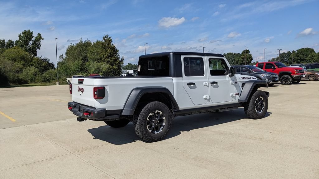 Used 2026 Jeep Gladiator Rubicon AWD/4WD image 3