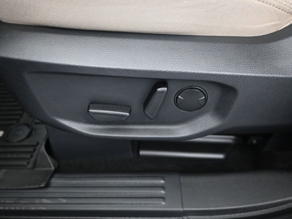 Certified 2025 Ford Ranger XLT image 39