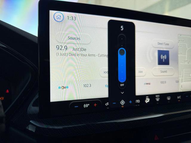 Certified 2024 Ford Escape ST-Line w/ Tech Pack #1 image 24