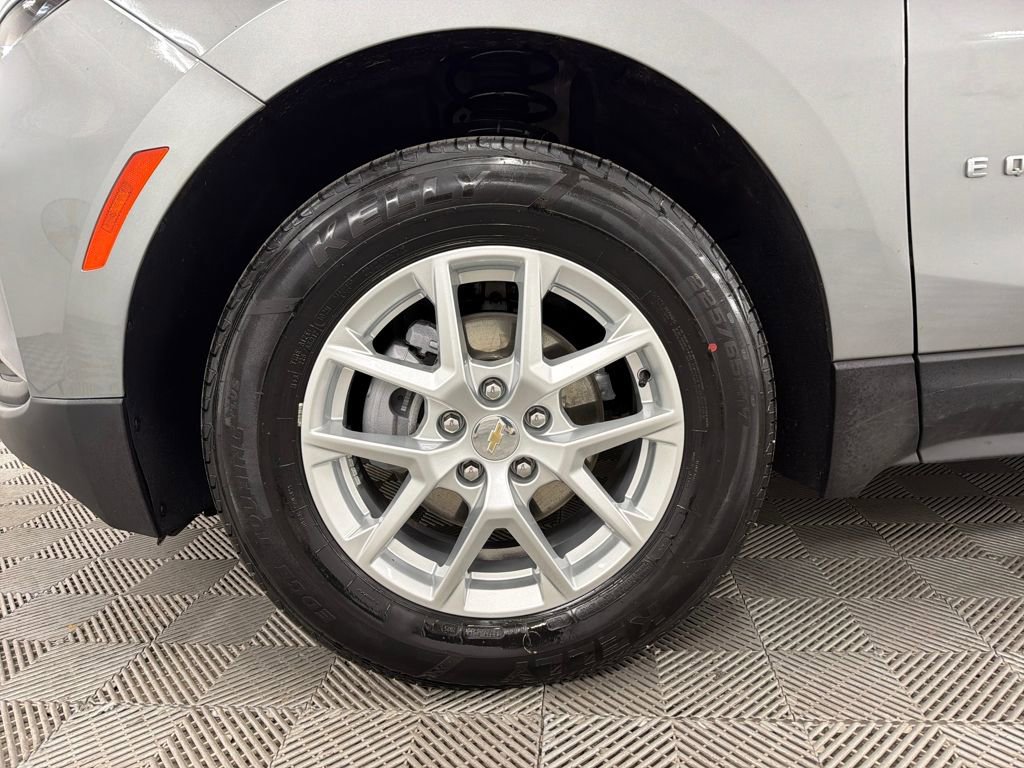 Used 2024 Chevrolet Equinox LT w/ Driver Convenience Package image 15