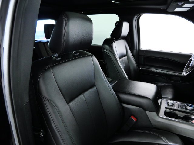 Certified 2021 Ford Expedition XLT w/ Black Accent Package AWD/4WD image 11