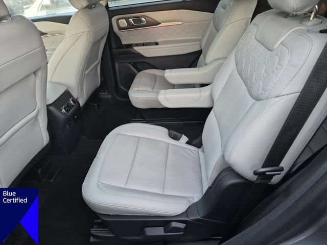 Certified 2025 Ford Explorer Platinum w/ Ultimate Package AWD/4WD image 31