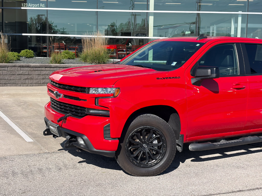 Used 2020 Chevrolet Silverado 1500 RST w/ Rally Edition AWD/4WD image 2