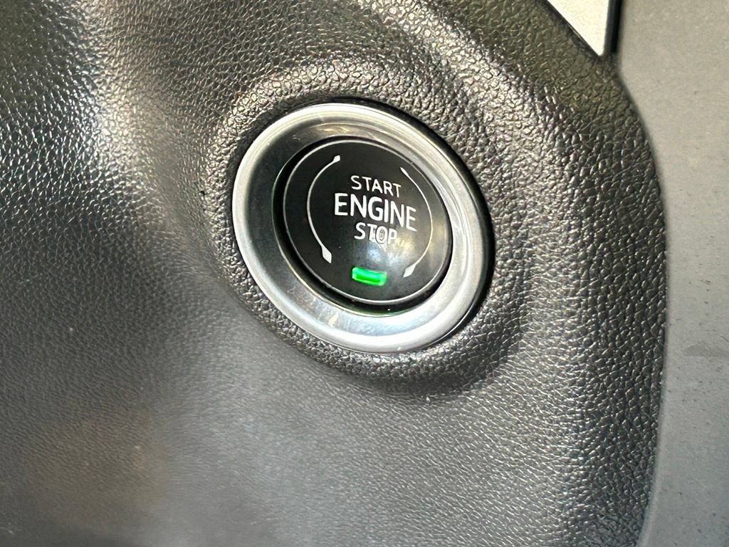 Used 2021 Chevrolet Silverado 1500 RST AWD/4WD image 44