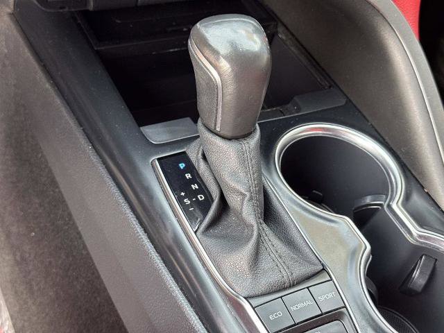 Used 2020 Toyota Camry XSE w/ Navigation Package image 15
