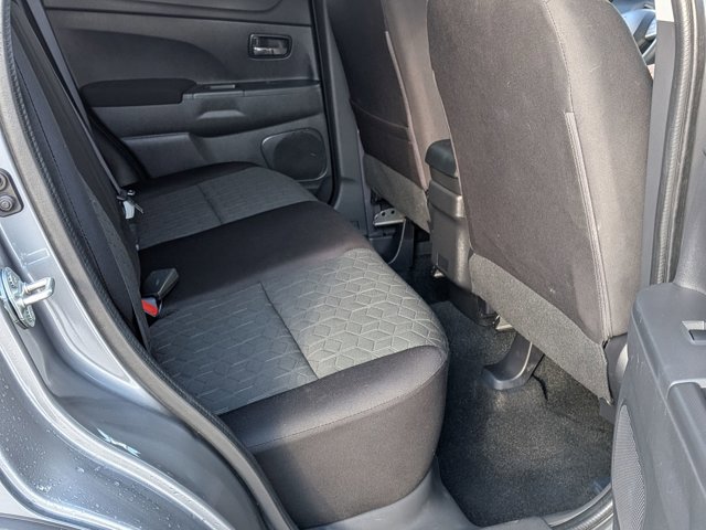 Used 2025 Mitsubishi Outlander Sport ES AWD/4WD image 23