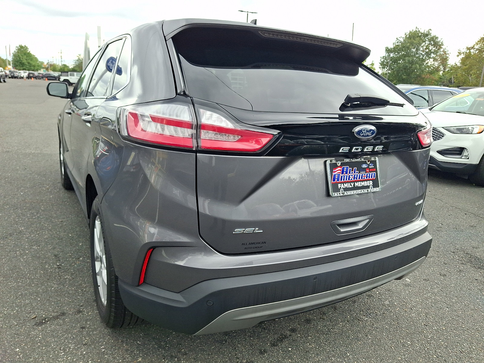 Certified 2024 Ford Edge SEL w/ Convenience Package AWD/4WD image 8