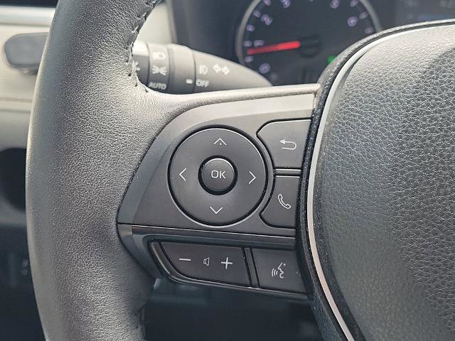 Used 2021 Toyota RAV4 XLE Premium FWD image 26