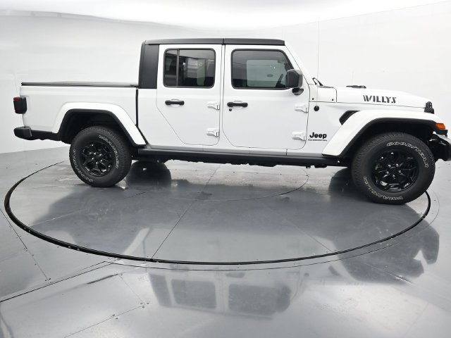 Used 2021 Jeep Gladiator Sport AWD/4WD image 12